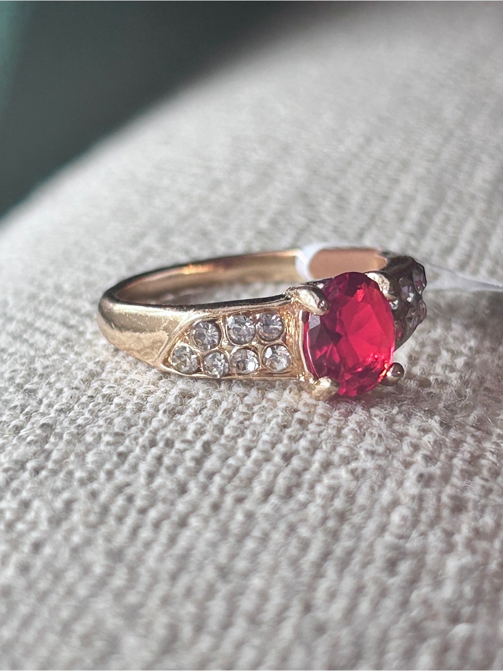 Gold Ring with Red Oval Gem and Accent Stones - size 9